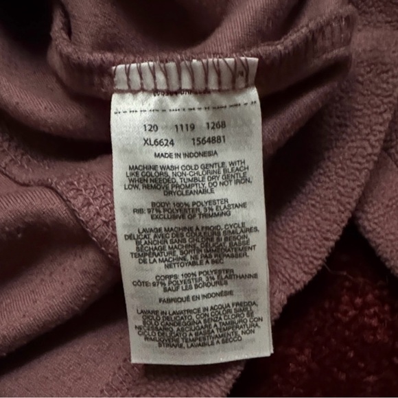 2 Columbia quarter zip pullovers - Picture 10 of 13